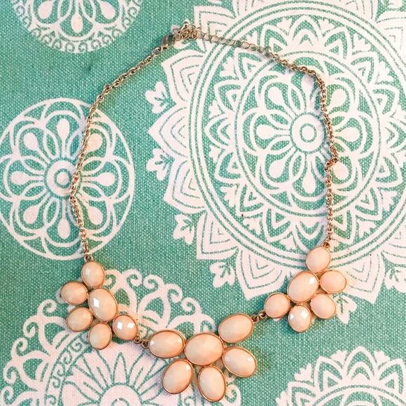 Francesca’s Necklace - Picture 1 of 3